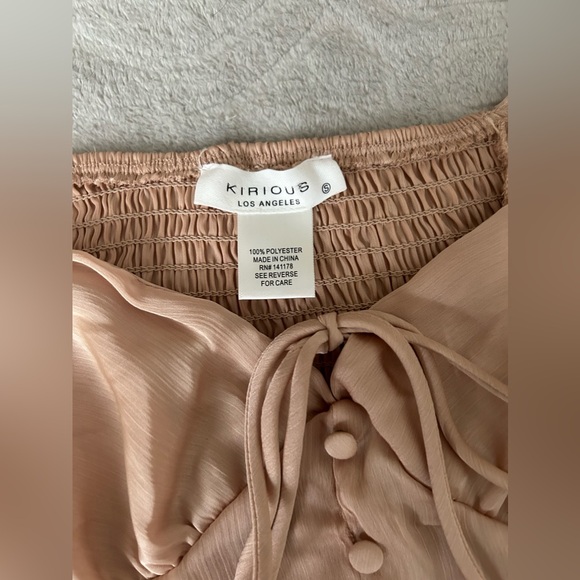 Kirious • Cropped Long Sleeve Blouse NWT - Picture 4 of 4